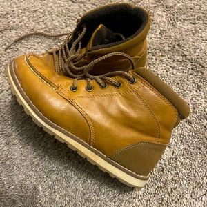 Childrens place little boys boots size 1.